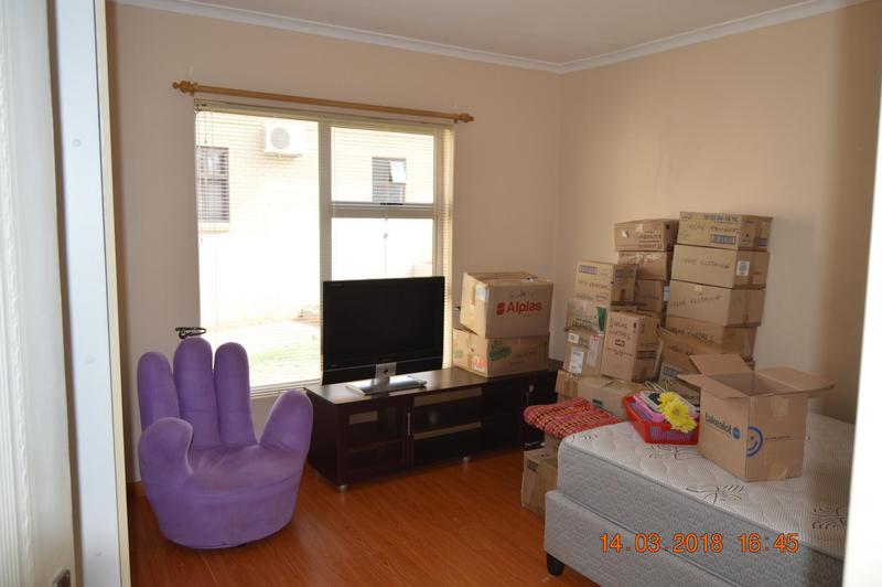To Let 6 Bedroom Property for Rent in Kleinbron Estate Western Cape